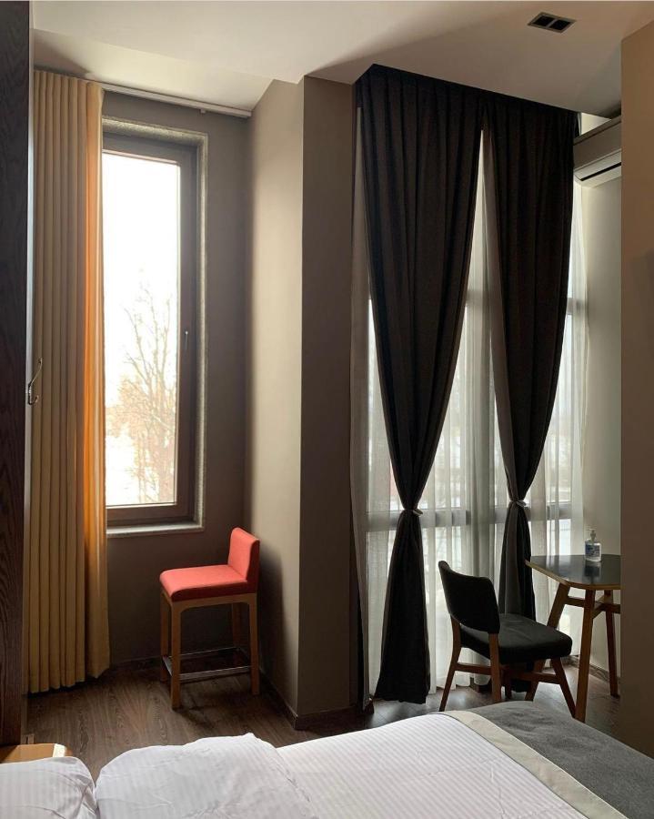 Guest House People Korce Exterior foto